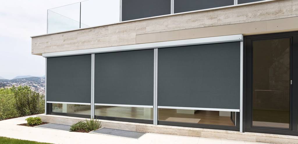 Защита веранды от солнца и насекомых Защита веранды от солнца и насекомых